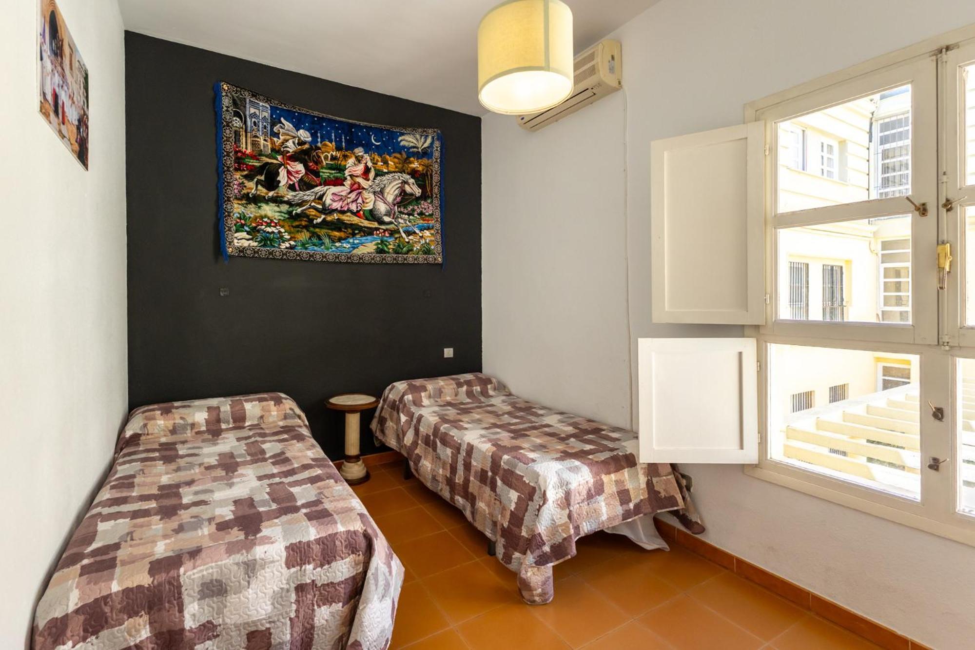 Conde Center Premium Suites, Free Parking * Séville